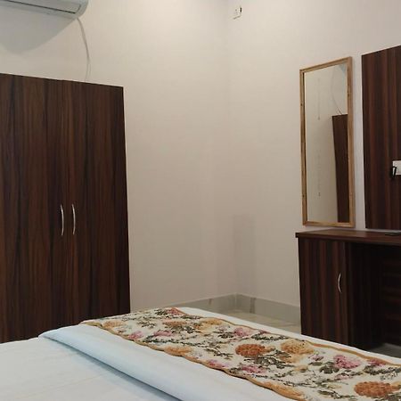 Atithi Inn Khajurāho Zewnętrze zdjęcie