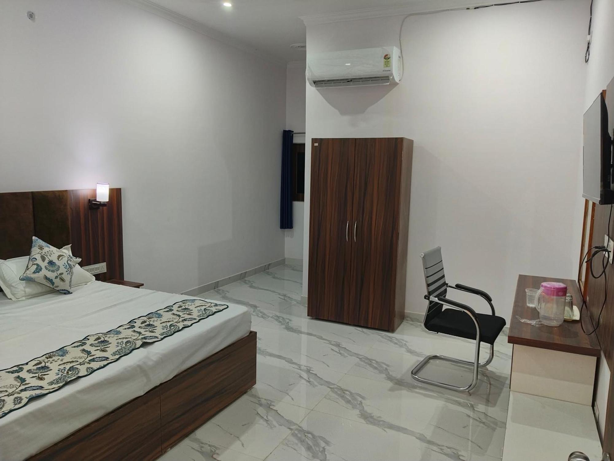 Atithi Inn Khajurāho Zewnętrze zdjęcie